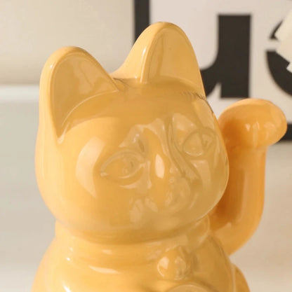 Chat Maneki Neko Design